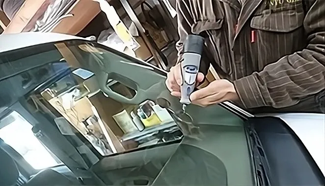 ガラスリペア